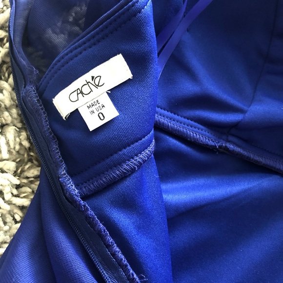 Cache Dress - Picture 5 of 6